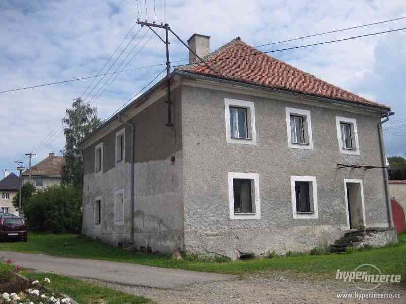 Rodinný dům 120 m2 Slavkov u Českého Krumlova, pozemek 927 m - foto 1