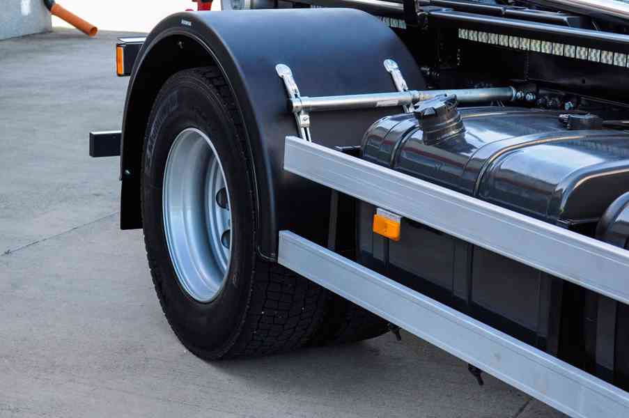 MERCEDES AXOR 1924 HÁKOVÝ NOSIČ KONTEJNERŮ EURO5 - foto 96