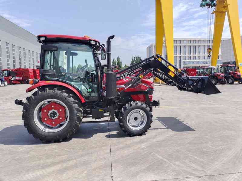 Traktor HANWO HWE 704 C, STAGE V, 4 válcový motor Víčko - foto 4