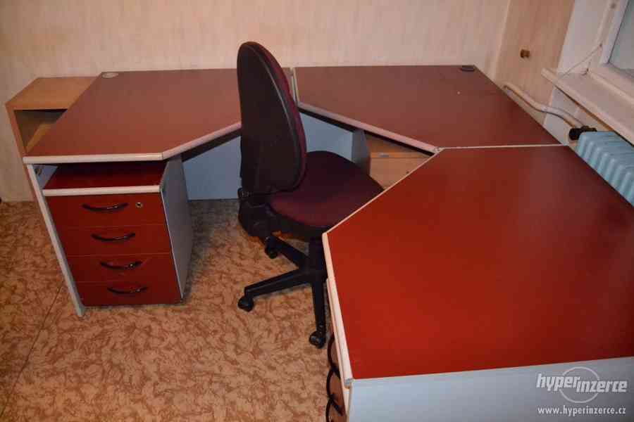 Rohový stůl, počítačový stůl, psací stůl - foto 4