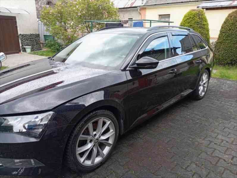 Škoda Superb 2,0   3T M1 AC - foto 6