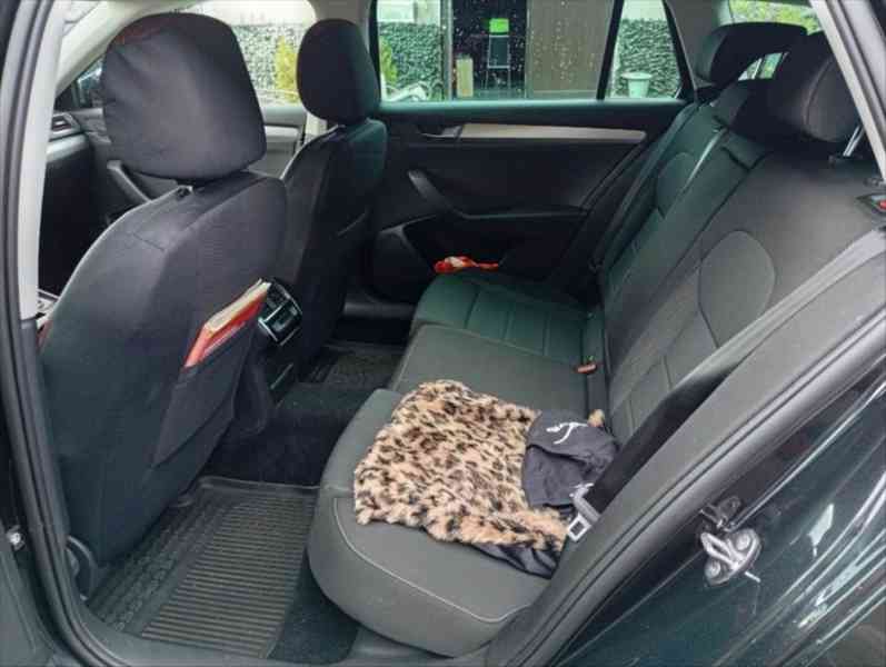 Škoda Superb 2,0   3T M1 AC - foto 8