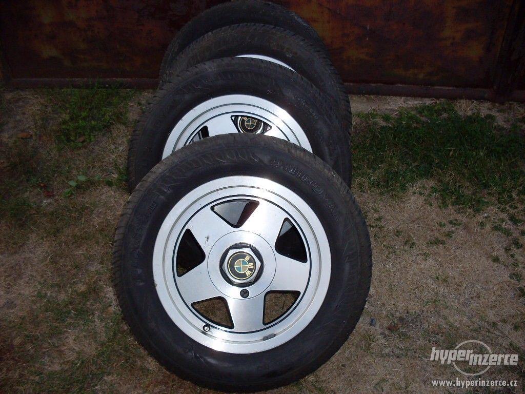 Bmw,škoda nebovw. 4*100/-195/60/14 uniroyal 2*7+2*6mm - foto 1