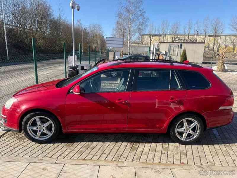 Volkswagen Golf Variant 1,6   5 | Kombi| Manuál - foto 2