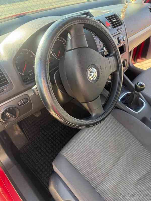 Volkswagen Golf Variant 1,6   5 | Kombi| Manuál - foto 15