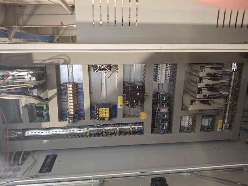 Použitý ohraňovací lis DURMA AD-R 60220, r. v. 2021 - foto 4