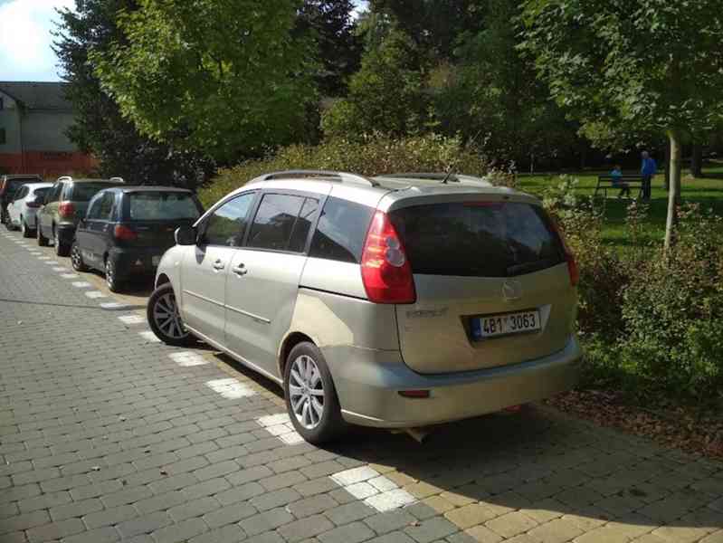 MAZDA 5, 7 míst,1.8L 85kw,r.v.2006 - foto 3