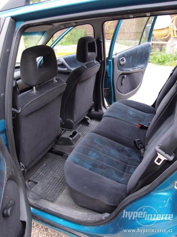 OPEL ASTRA CARAVAN 1,6,r.v.1996 - foto 7