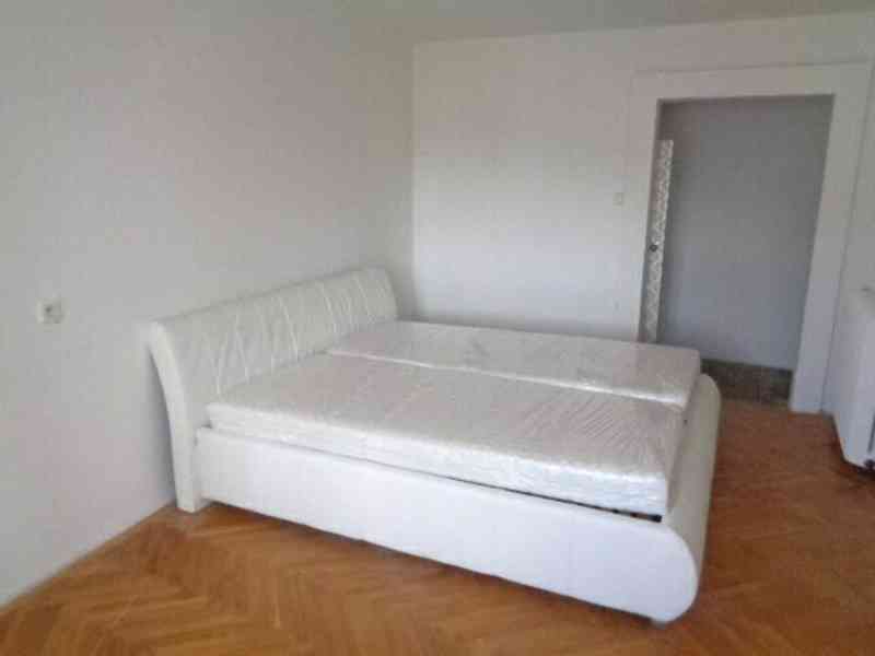 Pronájem bytu 2+1 ve 3.NP 72 m² v centru Liberce - foto 3