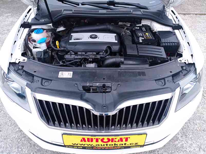 Škoda Superb 1.8 TSi 118kW/DSG/CZ/Výhřev - foto 10