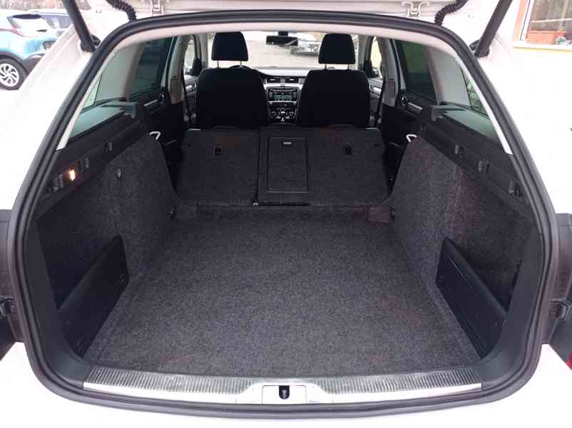 Škoda Superb 1.8 TSi 118kW/DSG/CZ/Výhřev - foto 21