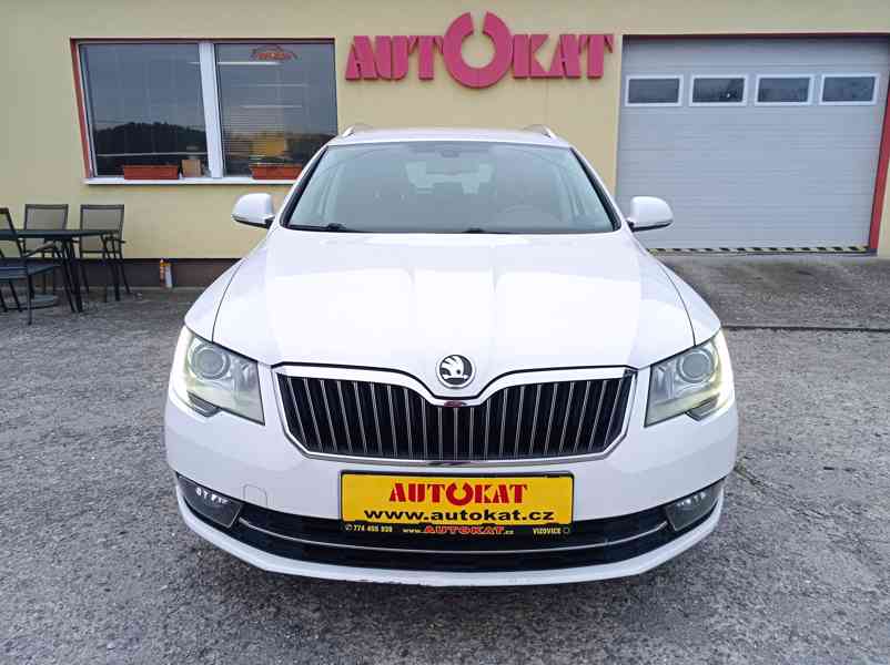 Škoda Superb 1.8 TSi 118kW/DSG/CZ/Výhřev - foto 8