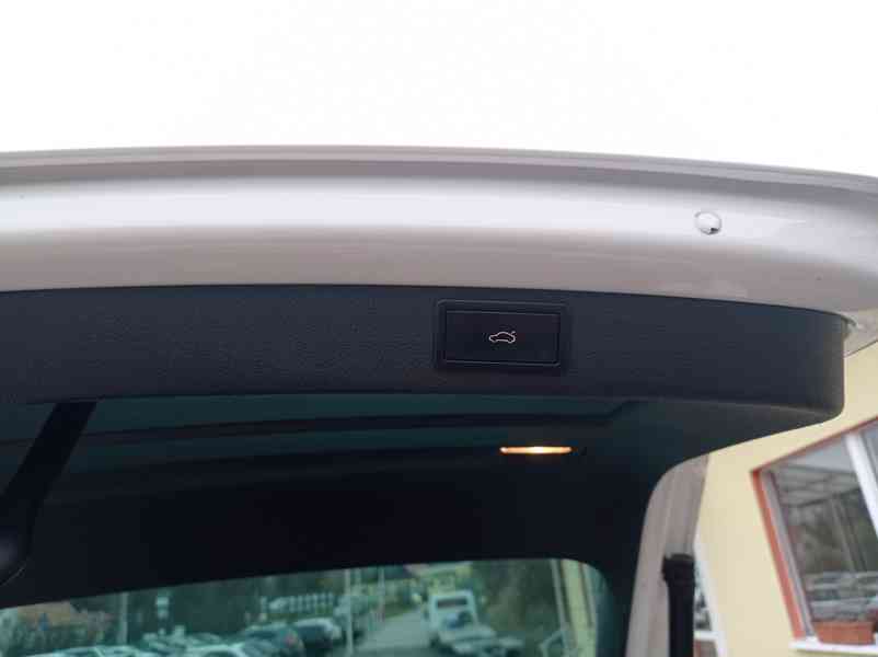 Škoda Superb 1.8 TSi 118kW/DSG/CZ/Výhřev - foto 22