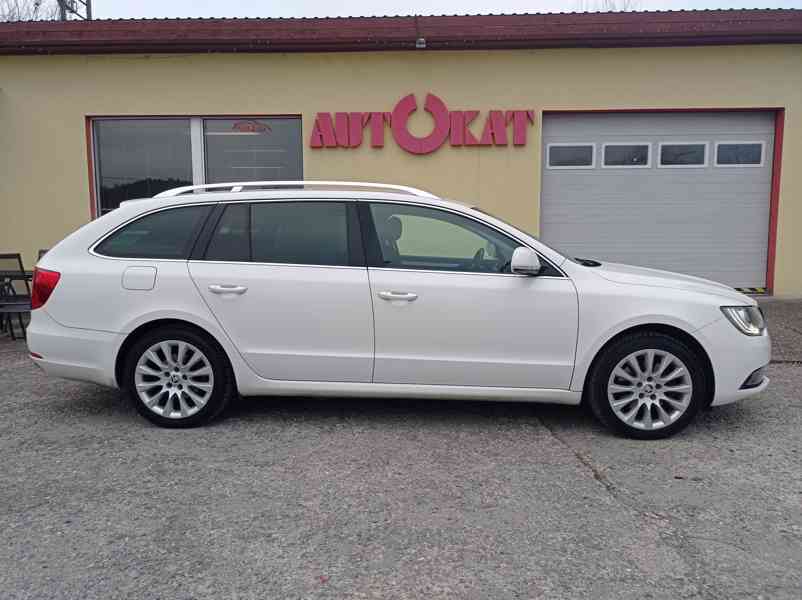 Škoda Superb 1.8 TSi 118kW/DSG/CZ/Výhřev - foto 2