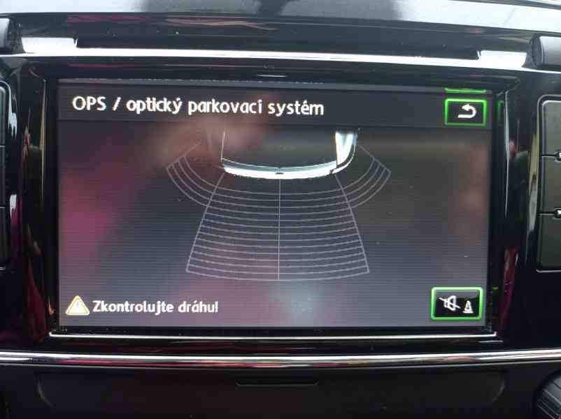 Škoda Superb 1.8 TSi 118kW/DSG/CZ/Výhřev - foto 42