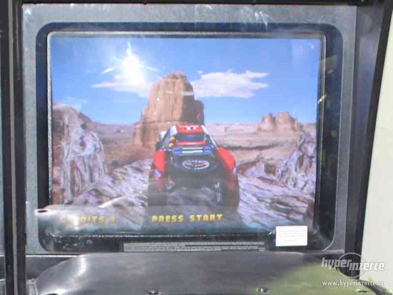 Zábavní herní hrací automat simulátor Off Road Challenge - foto 19
