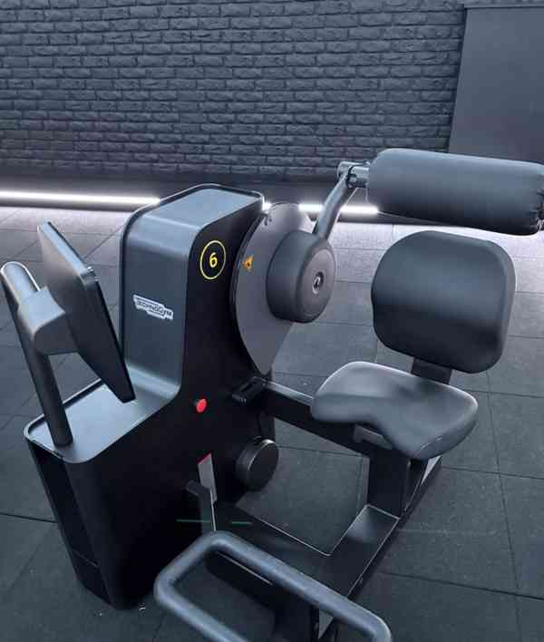 Prémiová sada Technogym Biostrength strojov - foto 5