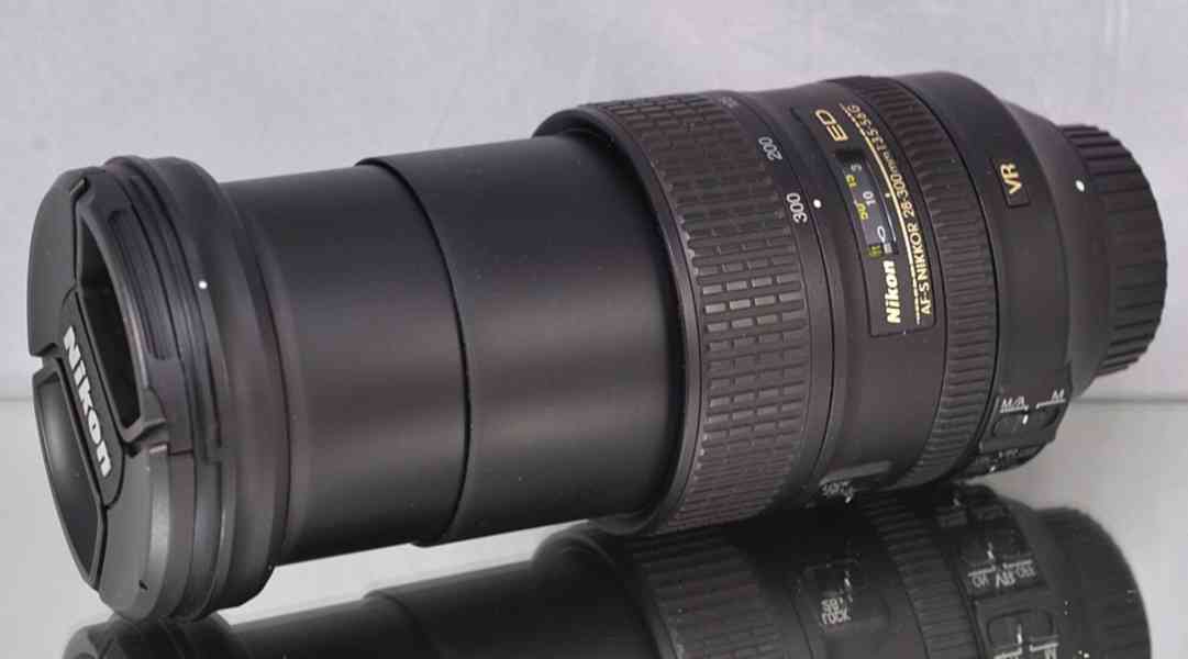Nikon AF-S Nikkor 28-300mm f/3.5-5.6 G ED VR **FX - foto 8