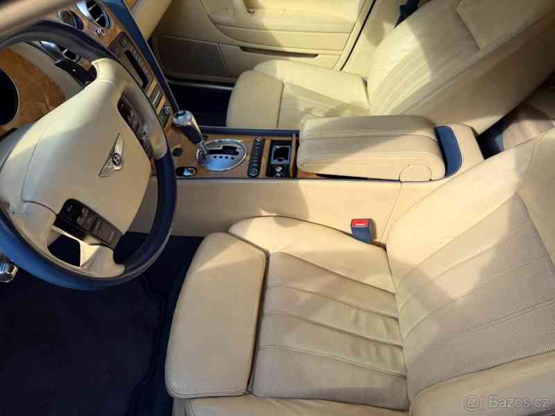 Bentley Continental Flying Spur 6,0   V12 - foto 11