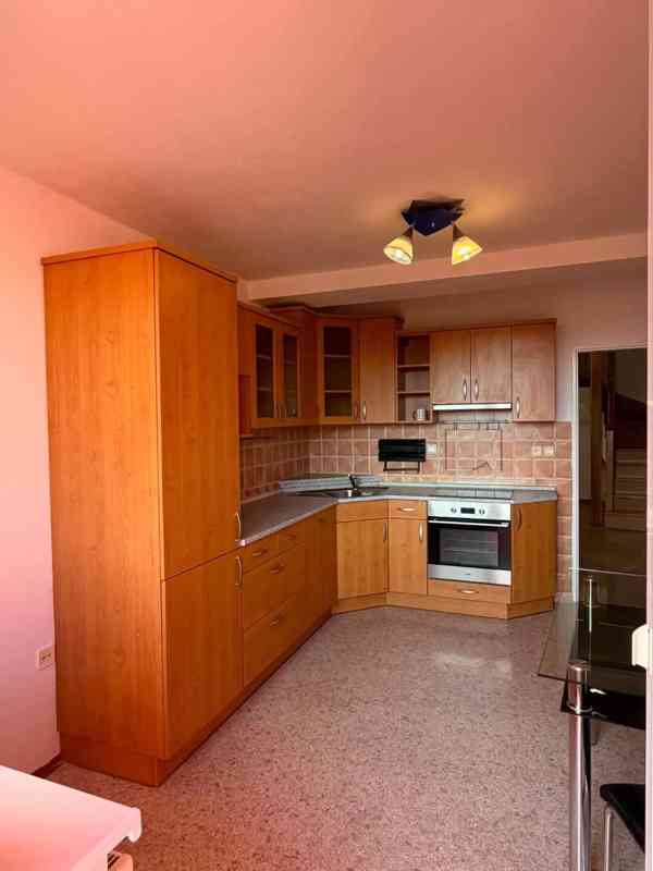 Pronájem bytu 3+1 96 m² - foto 4
