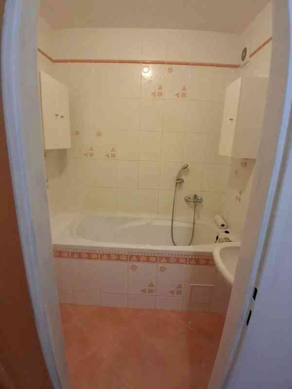 Pronájem bytu 3+1 96 m² - foto 6