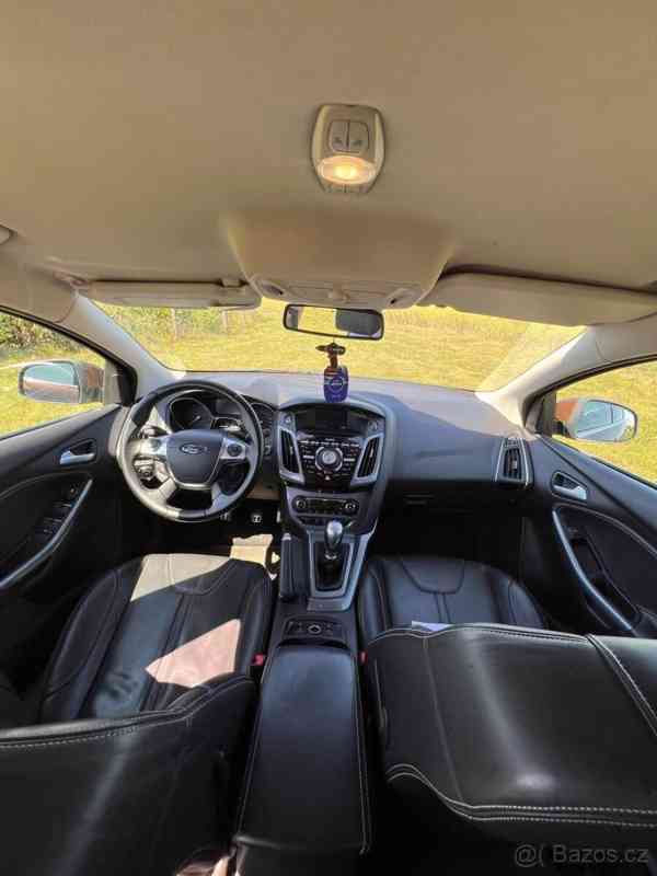 Ford Focus 1,6 - foto 7