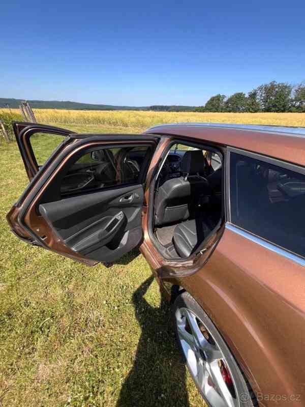 Ford Focus 1,6 - foto 13