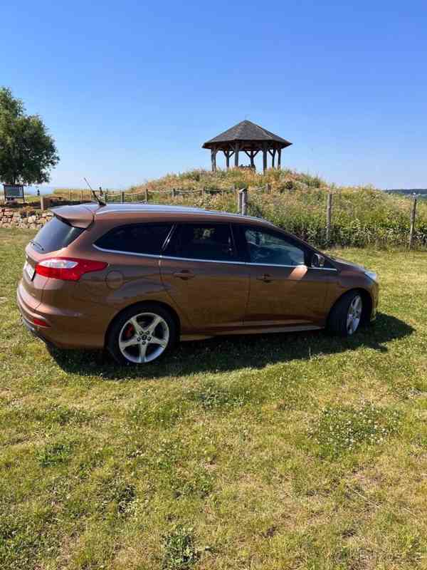 Ford Focus 1,6 - foto 4