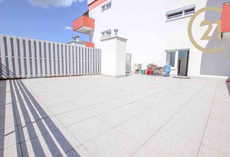 Prodej bytu 3+kk s celkovou užitnou plochou 129 m2 s garážovým stáním a prostornou terasou, ul. Liše - foto 18