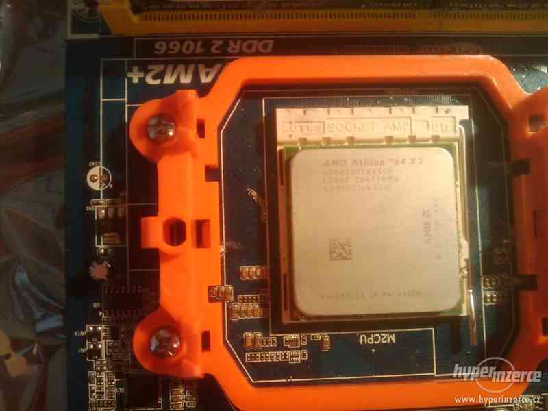 AMD Athlon 64 X2 4200+ (2200MHz) Dual-Core Socket AM2. - foto 1
