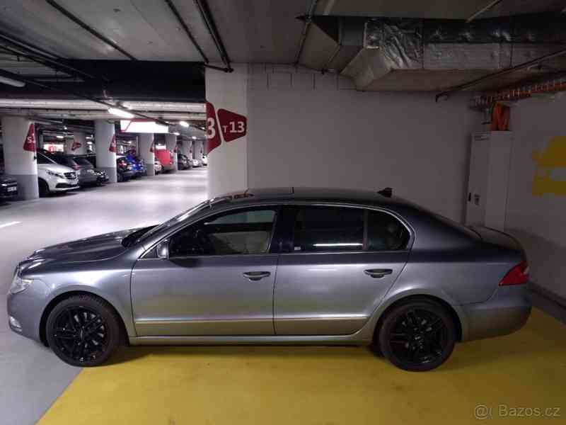 Škoda Superb 2,0   TDI 125 kW, r. 2009 – střešní - foto 2