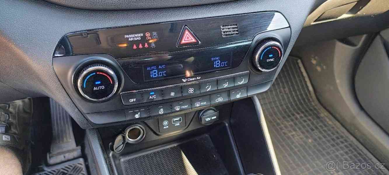 Hyundai Tucson 2,0   CRDi 136Kw 4x4 Style A/ T Prem - foto 12