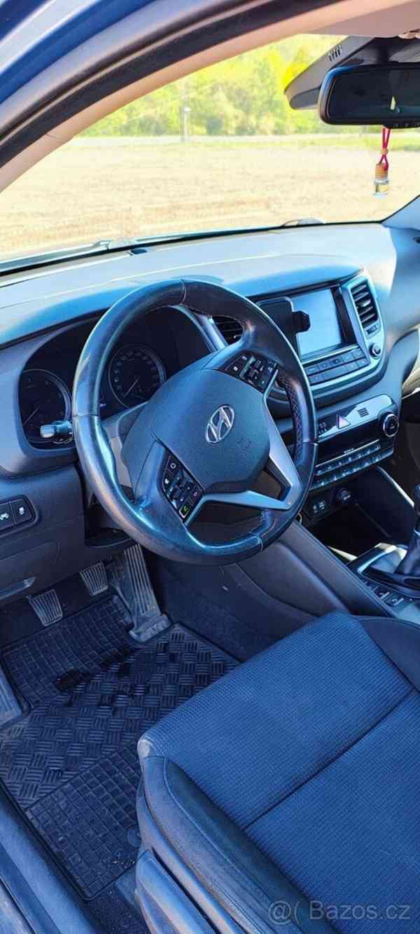 Hyundai Tucson 2,0   CRDi 136Kw 4x4 Style A/ T Prem - foto 9