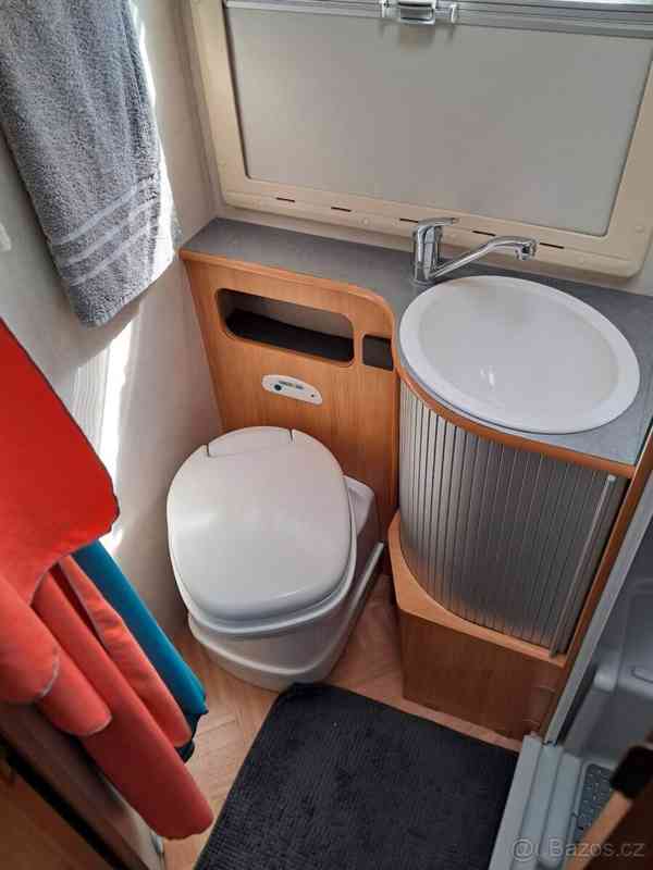 Ostatní 2,8   Obytné auto Adria - foto 10