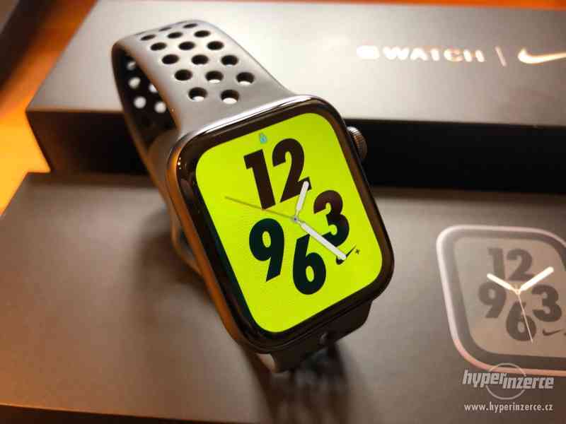 Apple Watch Series 4 Nike+ 44mm - foto 1