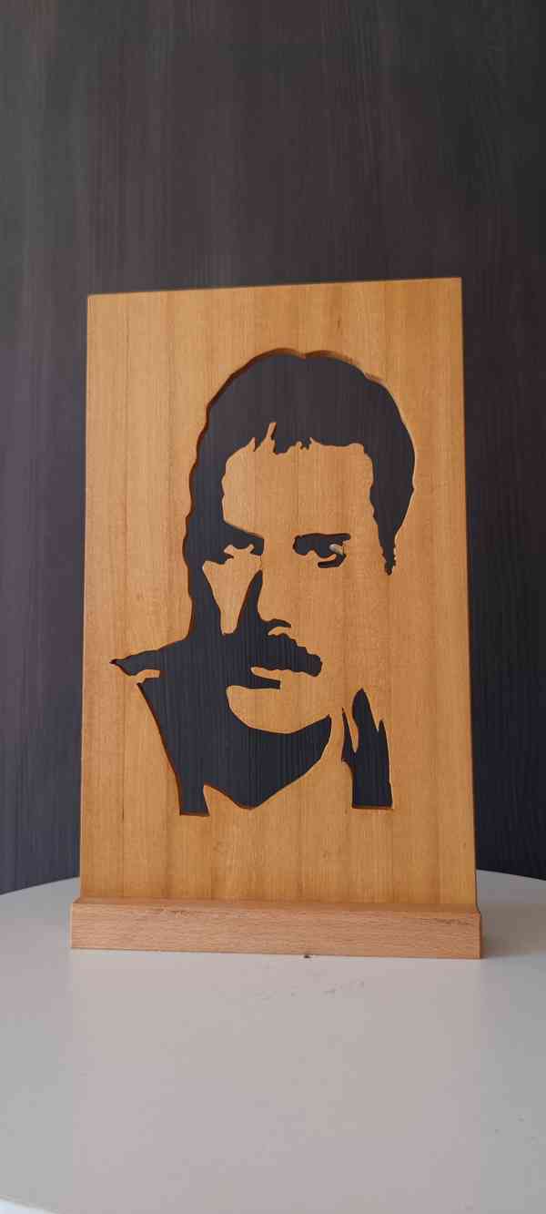 Umělecké výrobky ze dřeva 