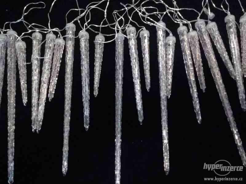 Vánoční VENKOVNÍ osvětlení Rampouchy 20cm 8 ks - foto 5