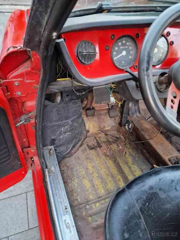 Škoda 110 - foto 11