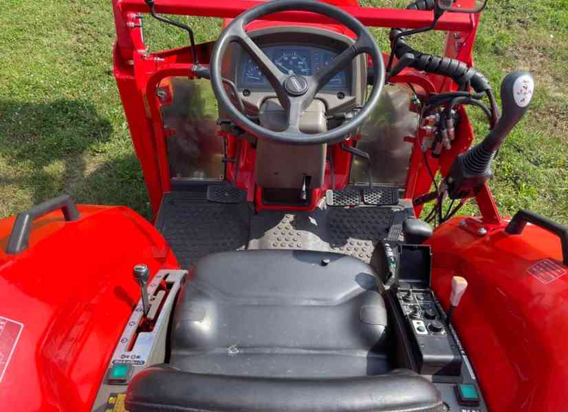 Japonský traktor Yanmar AF26 - foto 7