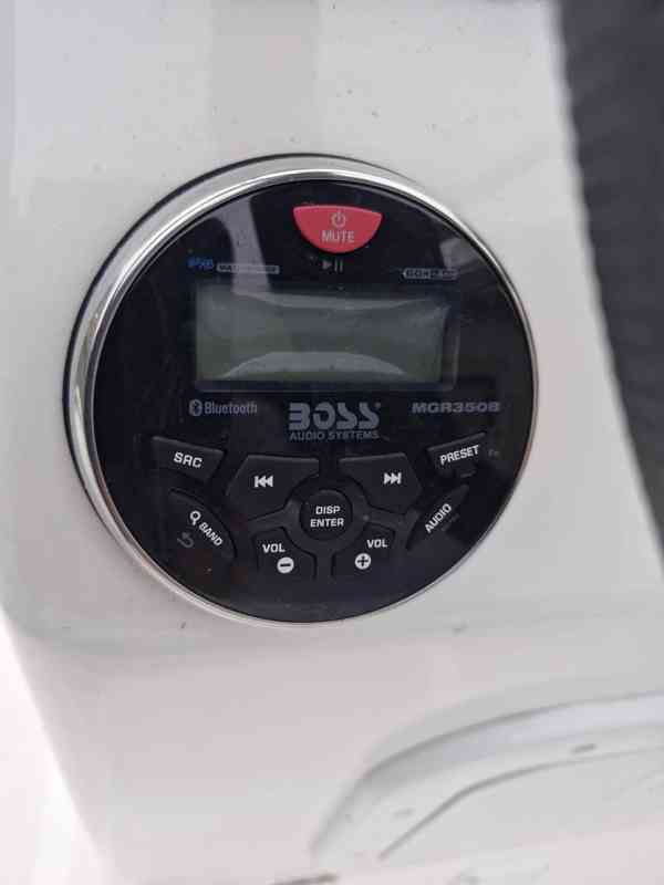 motorová loď ADVENTURE V-500 - foto 19