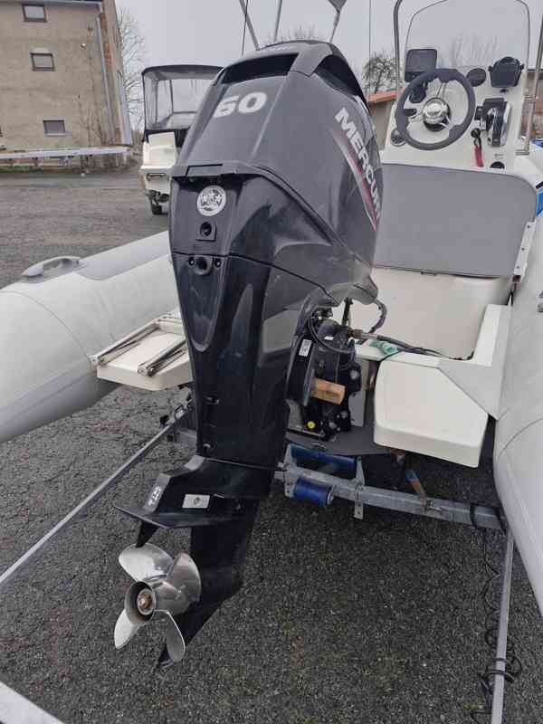 motorová loď ADVENTURE V-500 - foto 6