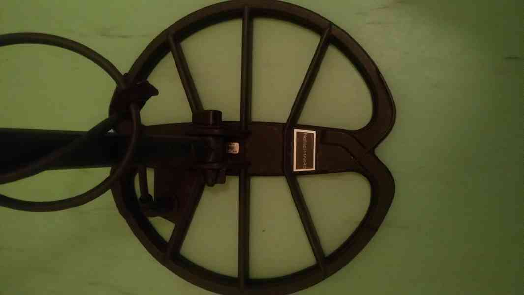 Detektor kovu  - foto 4