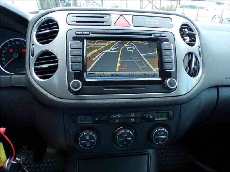 Volkswagen Tiguan 2,0 TDI TAŽNÉ ZAŘÍZENÍ - foto 6