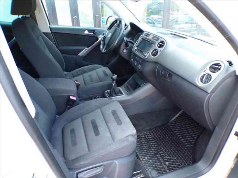 Volkswagen Tiguan 2,0 TDI TAŽNÉ ZAŘÍZENÍ - foto 12