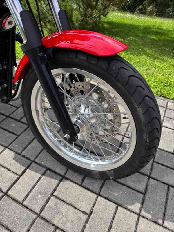 Triumph Thruxton 900 - foto 4