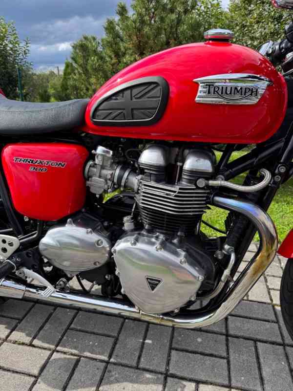 Triumph Thruxton 900 - foto 5