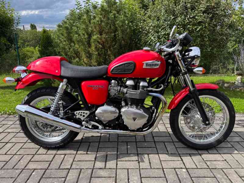 Triumph Thruxton 900 - foto 2