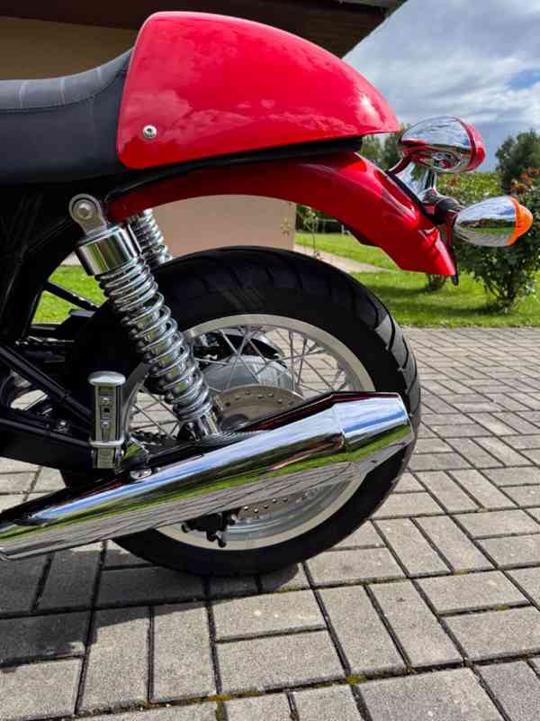 Triumph Thruxton 900 - foto 11
