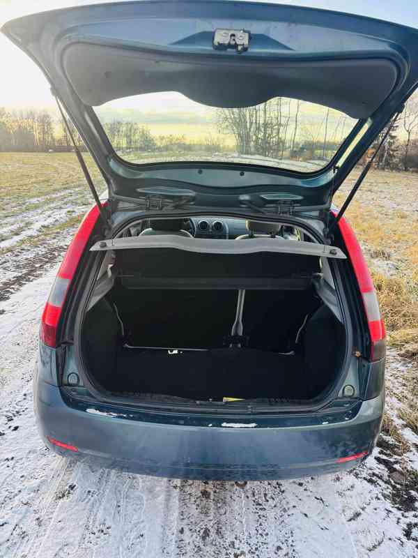 FORD Fiesta 1.3 - foto 4