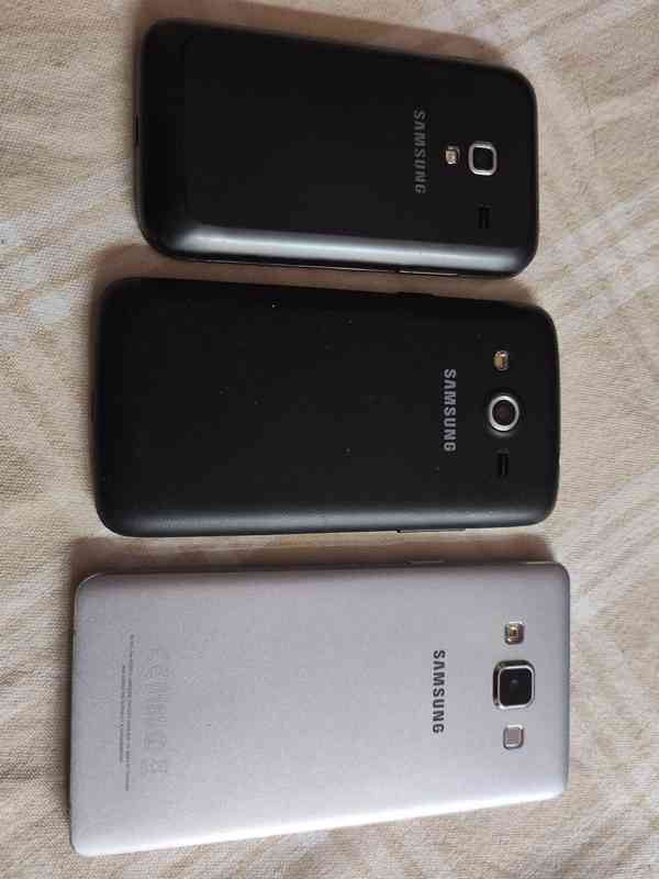 Mobilní telefony Samsung č.2 - foto 3